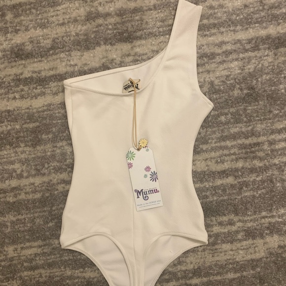 White one should body suit - Picture 2 of 2